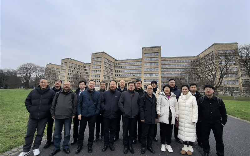 我校教師魏顯文參加“現代職業教育體系建設培訓團”赴德國學習培訓