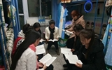 經濟管理系輔導員班主任進宿舍宣講黨的十九大精神