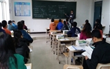 讓青年教師在聽課中收獲、在評課中成長