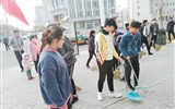 建筑工程系分團委開展“保護環境，你我同行”志愿者活動